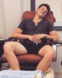 manculture:  Shawn Mendes