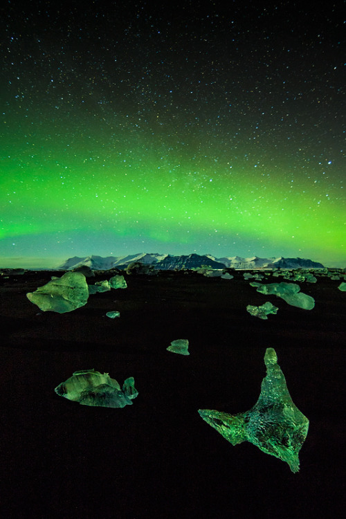 galaxyshmalaxy:Kriptonite Beach Vi (by Xose Casal)