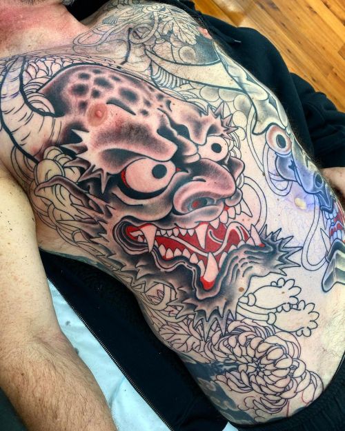 Oni on the way.. @lighthouse_tattoo @thesolidink @lotusneedles. . . . . . . . . . . #lighthousetat