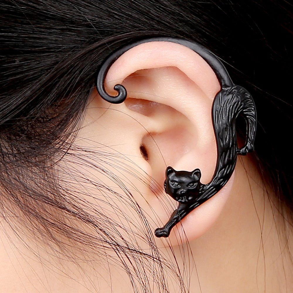 ourjolly:  Fashion earrings  for  you  alls!  =&gt; Left   ♥♥   Right