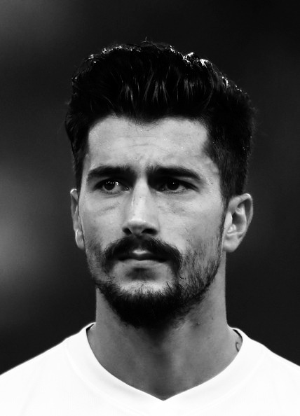 iwannabdc:  neverpleasedwithanythin:  thatboystyle:  My World Cup Hottie: Panagiotis