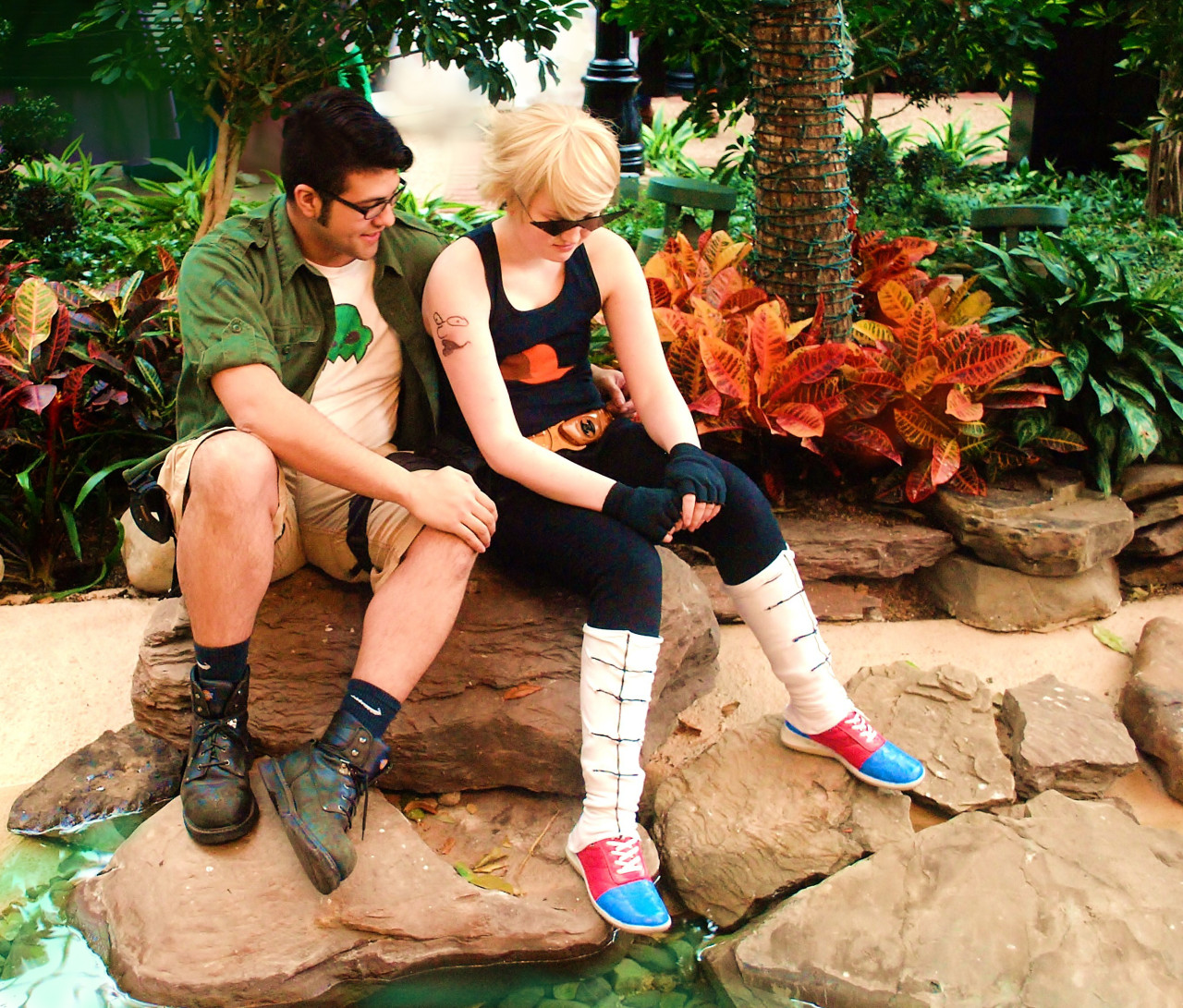thattallsummonerguy:  ligerscout:  And here we have two young homos on their first