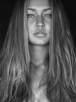 djowenna:  gigi hadid | Tumblr on @weheartit.com - http://whrt.it/W6tlFv 