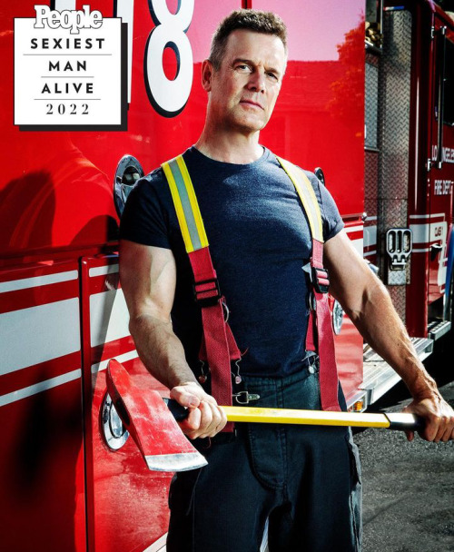 hotcelebritymenilike:  TV Firefighters from porn pictures