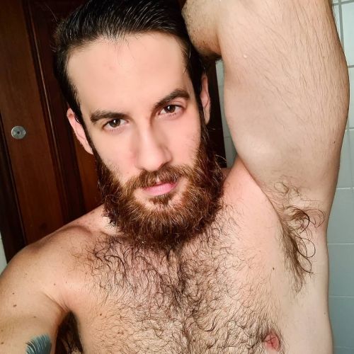 https://64.media.tumblr.com/b274fcad2dfc5416263efdf6d79cd75b/ba6b077a9579da6d-fc/s500x750/2e666de7f47f3dd9cebf715b8e7bd869e59cf46f.jpg
