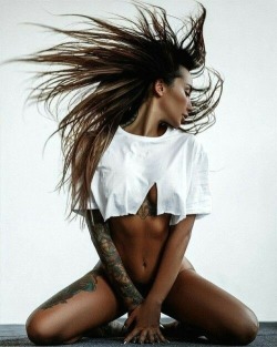 sexy-inked-babe:Inked Babe