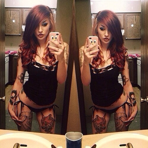 sexytattooedgirls:  www.sexytattooedgirls.co.uk porn pictures