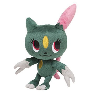 slbtumblng: Why does this Sneasel plushie looks so cute but at the same time seems suspiciously cursed:  I dont care, I want <3