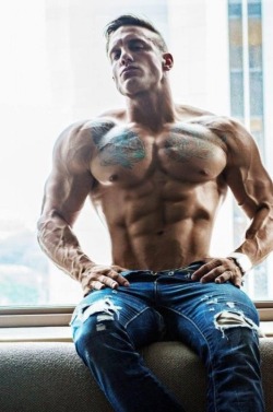 Muscle Worship