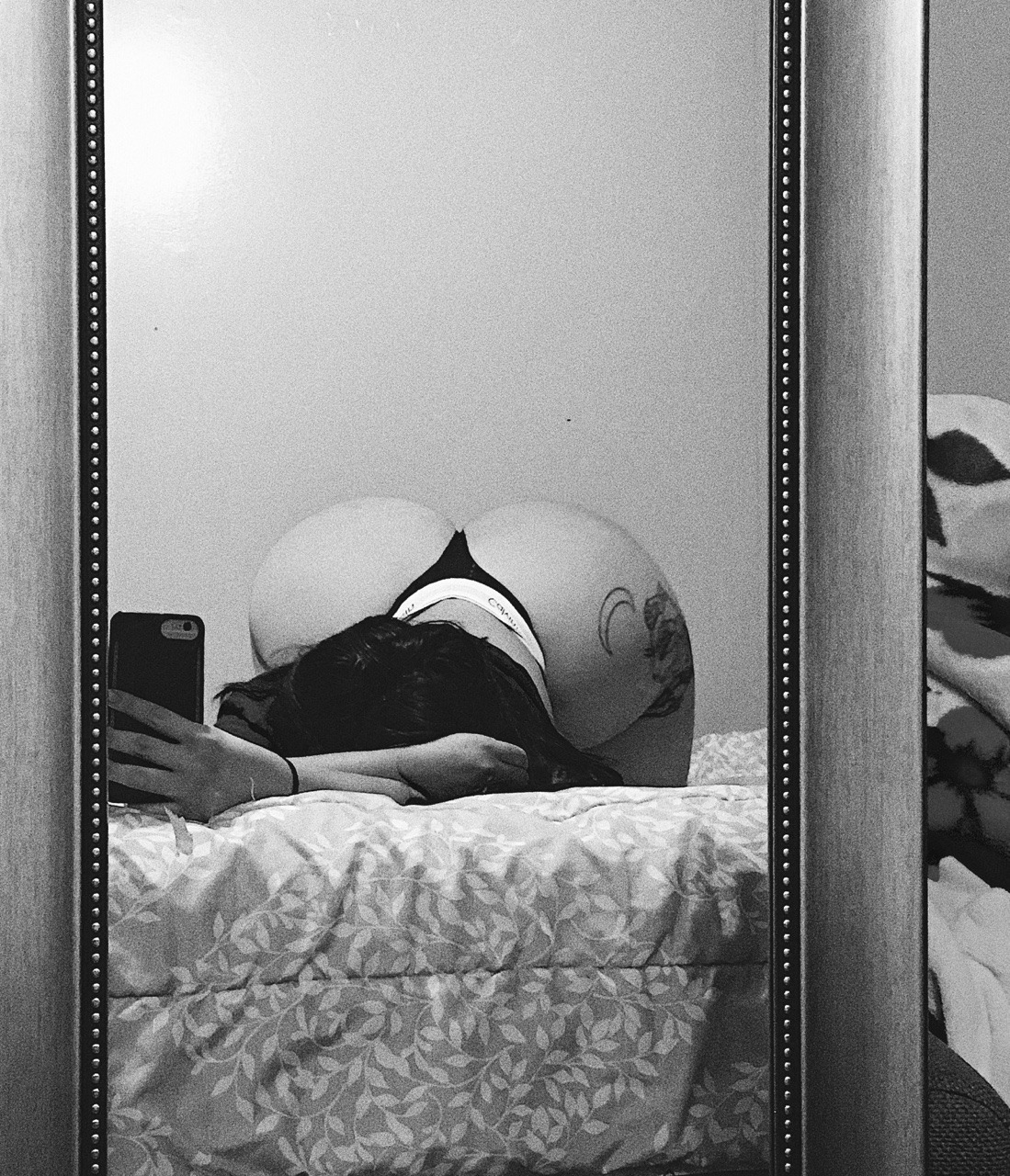 thejciii:  pvttyc8kes:what do you call this position 💁🏻‍♀️😂 Pregnant