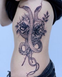 ink-pedia:  oozy_tattoo