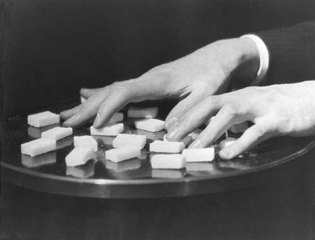 sotlylaisse: Man Ray - The Hands of Antonin Artaud, 1922