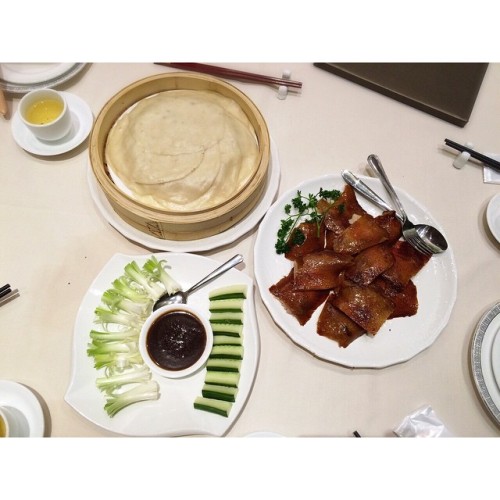 Peking Duck | Beijing Roast Duck served with steamed Pancake| 北京烤鴨 | #北京烤鴨 #pekingduck #duck #beij