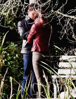 latersmrsgrey:  NEW: Jamie Dornan and Dakota Johnson filming Kiss Scene at Stanley Park in Vancouver 