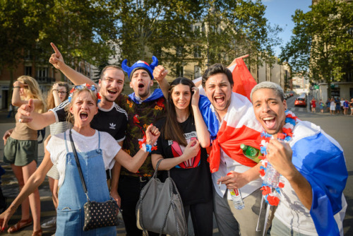 Place Daumesnil, Paris 12eme, 15 juillet 2018, victoire des Bleus en Russie