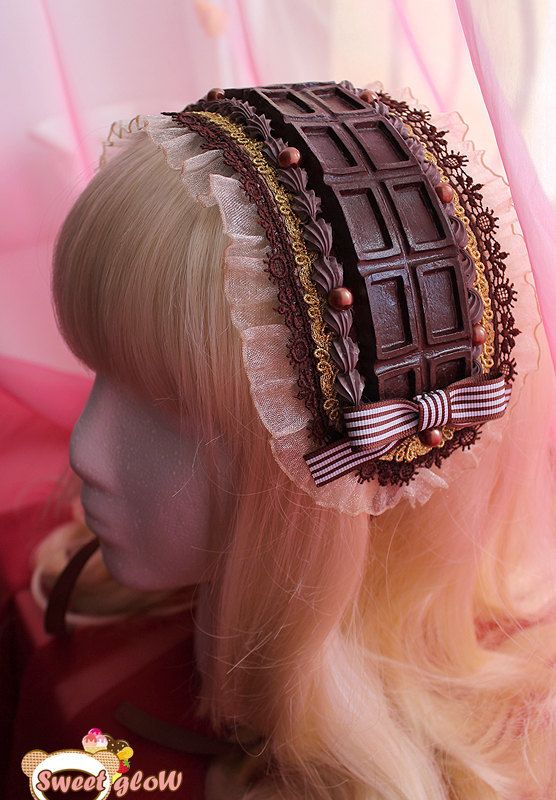 almostlolita:  This is impressively adorable. From 0sweetglow0 in Russia. 