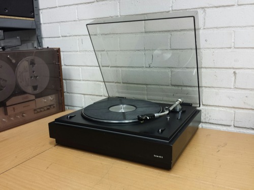 Sonab 85S 2-Speed Belt-Drive Stereo Turntable, 1975