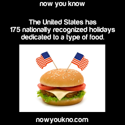 tymorrowland:  nowyoukno:    Source | To stay in the know follow NowYouKno    American ‘Food Days’ in August:  August is over wtf 