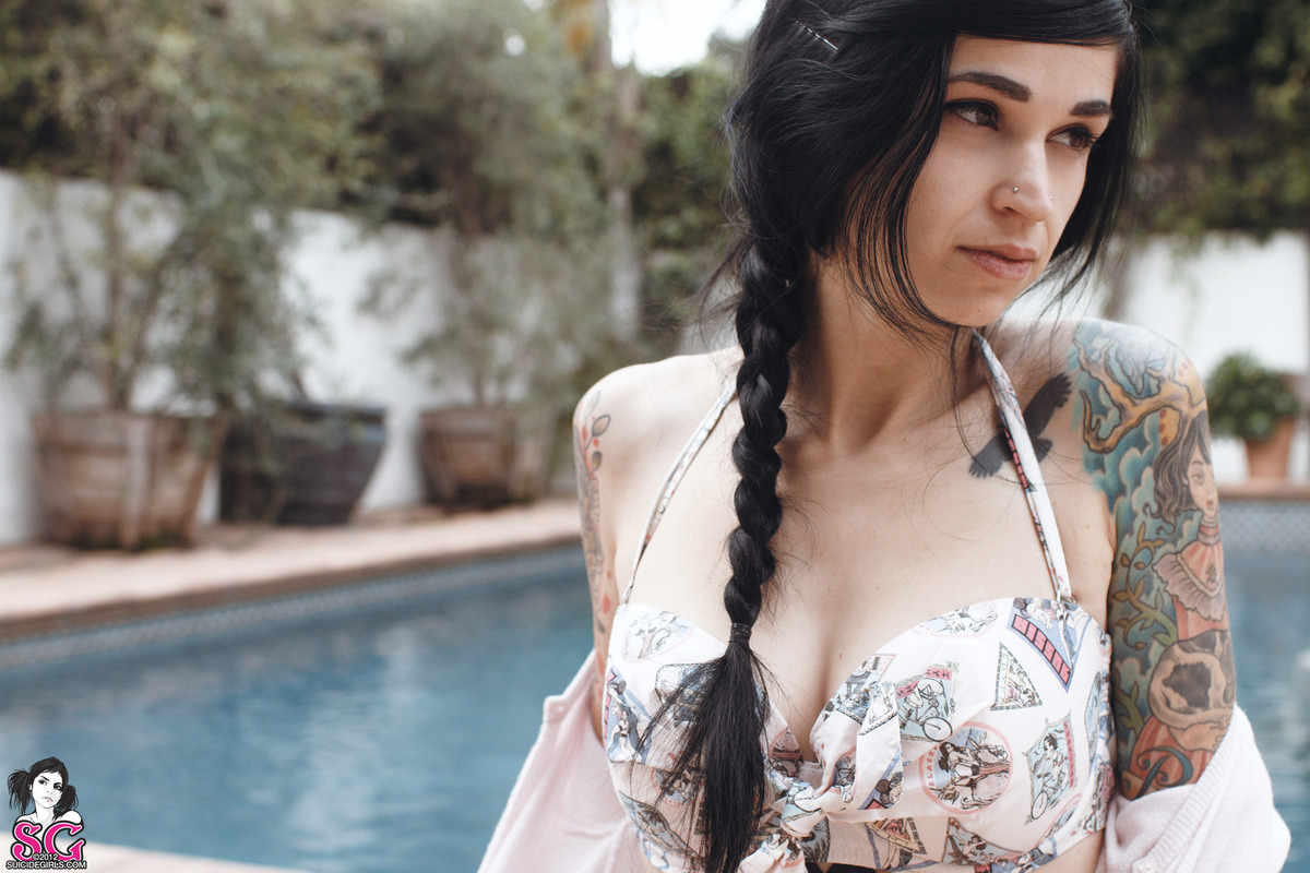 beautifulgirlsmakemesuicidal:  Bully Suicide 