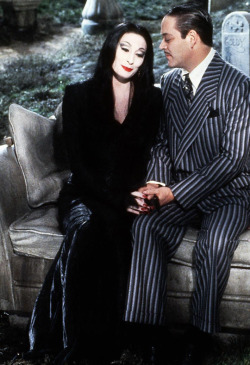 vintagegal:  “To live without you, only that would be torture.” The Addams Family (1991) dir. Barry Sonnenfeld 