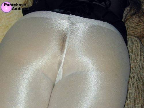 Sexy Women That Make Nylons Erotic.