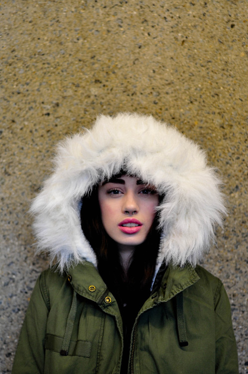 walnutwax:  ROXANNE JOHNS BY WALNUTWAX http://roxannejohns.tumblr.com