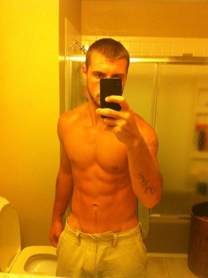 brodays:Hot Self Pic Studs! Hundreds Of Dudes Added Daily!http://brodays.tumblr.com/