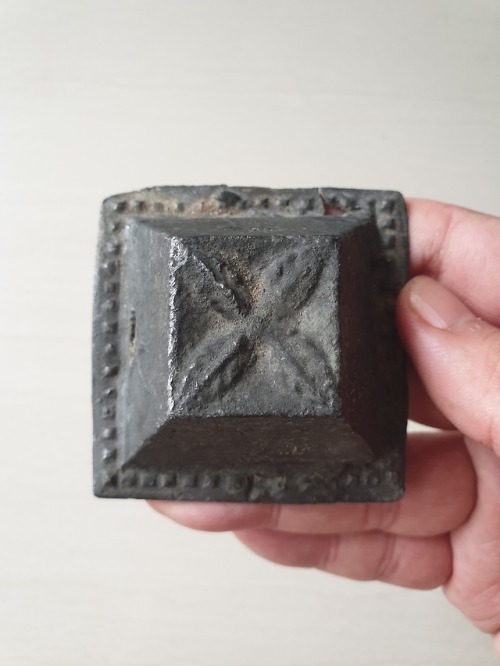 Perak Tampang Pagoda Tin Ingots (1800s Late Type with Tampok Manggis mint mark)