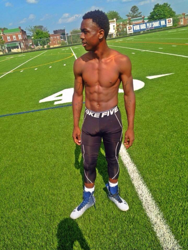 exposedniggas-videos:  Tyreek 🍆