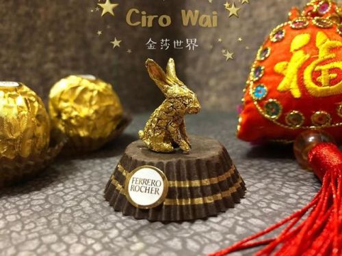 Chinese Artist Creates Tiny Sculptures Using Ferrero Rocher Packaging (28 Pics)