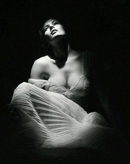 tallulahdreaming:  Anita Ekberg by Peter Basch 