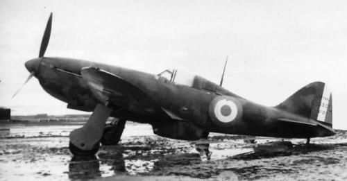 ww1ww2photosfilms:   The Arsenal VG-33 was one of a series of fast French light fighter aircraft under development at the start of World War II, but which matured too late to see extensive service in the French Air Force during the Battle of France. 