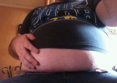feedeespain:  Gifs from one of my classic soda+ water inflation. This belly is filled with 6L. Enjoy! 