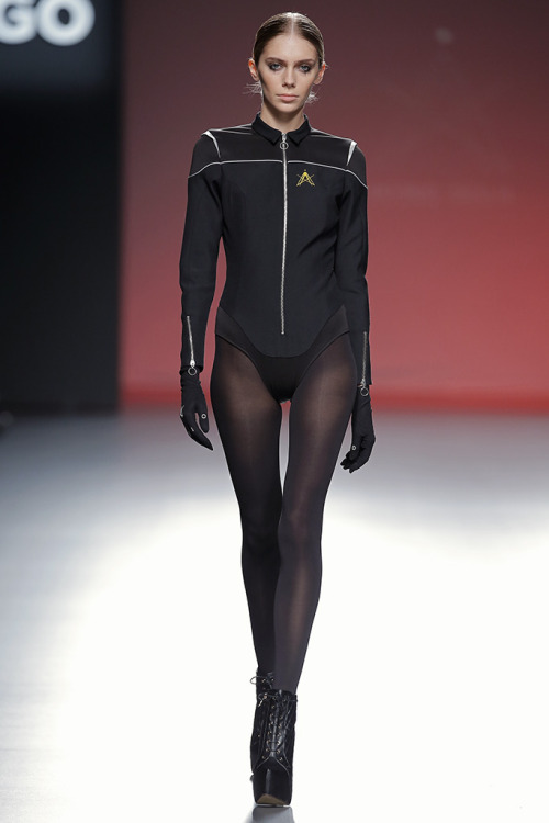 trekcore:static-warp-bubble:chakrasandchaos:Antonio Sicilia’s Fall 2015 line is basically high fashi