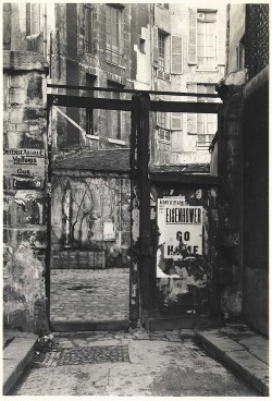  Todd Webb Cour de Commerce, Paris, 1950 