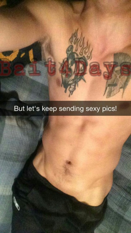 bait4days:  I’m addicted to mixed guys! Haha, this is Justin everyone! Lmk if you guys wanna see his hole wide open! REBLOG 