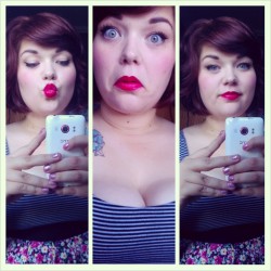 sunandkitties:  Faces and such &lt;3 My short hair grows on me more and more every day 