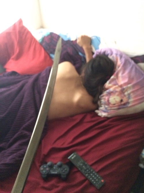 doujinshi:gothharrystyles:1000 notes and I’ll stab him in his sleepsignal boost