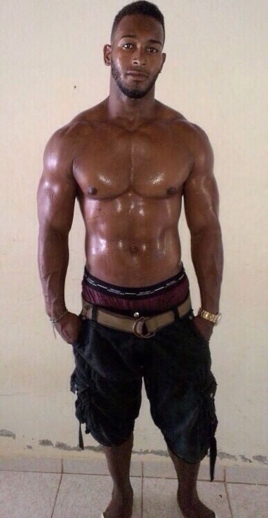 verse-caribbean-dude:  talldaddy:  www.talldaddy.tumblr.com/archive    Fuck With