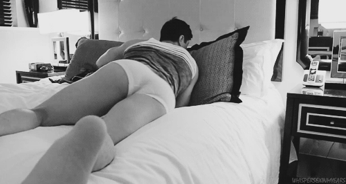 it smell like booty in here