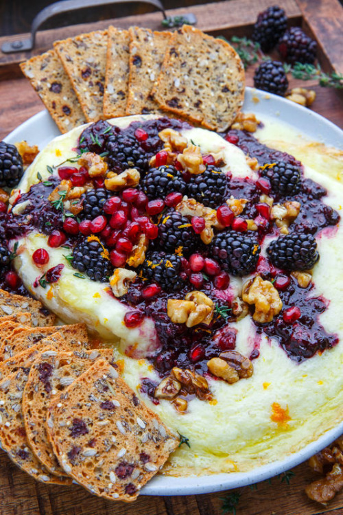 hoardingrecipes:Baked Brie with Blackberry