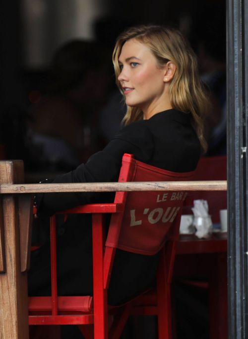 kloss-enough:St Barth’s @karliekloss