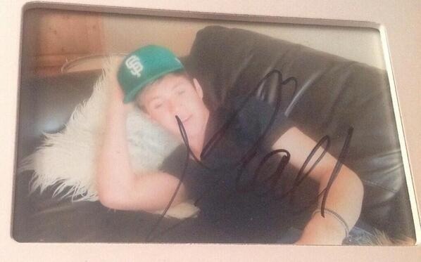 direct-news:  New unseen photo of Niall! (19 Sept 13) 