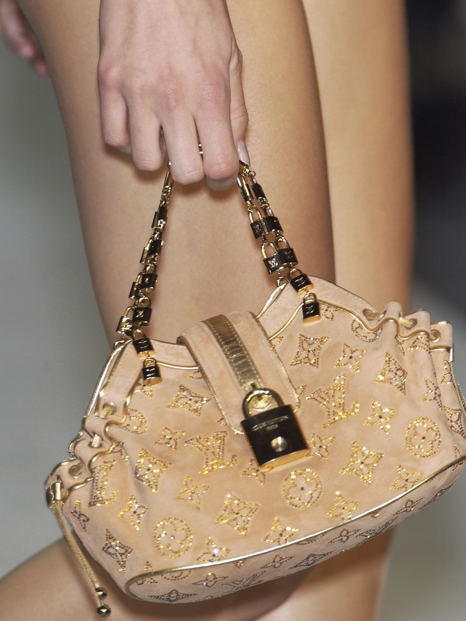 SS 2004 Louis Vuitton 'Leonor' Monogram Hobo - Runway