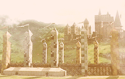 alishenciya:The Marauders at Hogwarts (part 1).