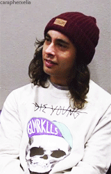     Dutch Scene Interview: Pierce The Veil [x]            