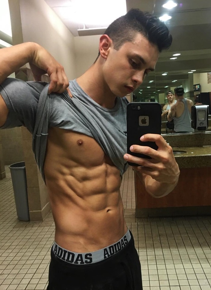 sagginboys:  Sagginboys 