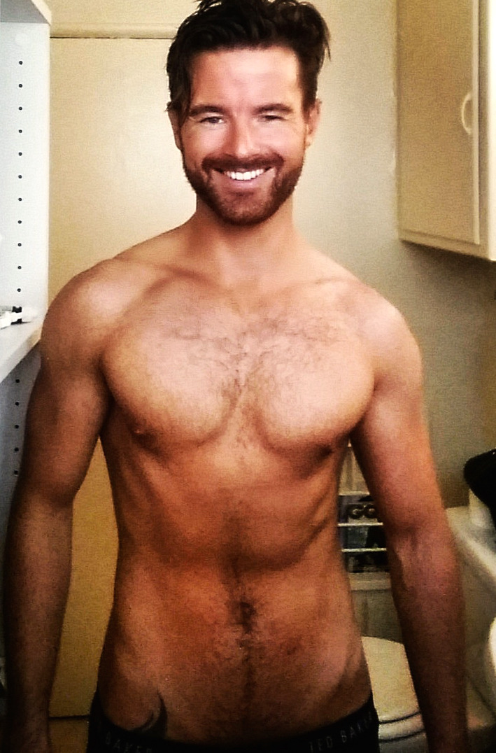 ultimate-men:  follow ultimate men!blog &gt; companion blog &gt; twitter