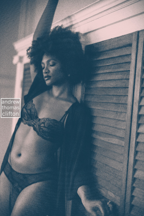 thelingerieaddict:  Age and Lingerie: Some Thoughts on Turning 30Photos by andrewclifton