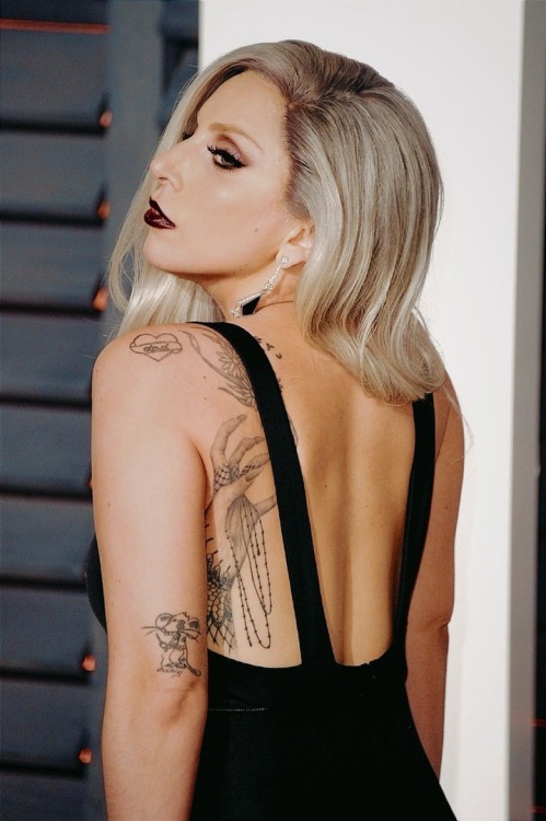  [PHOTO]— Lady Gaga arrived at the Vanity Fair Oscar Afterparty in Los Angeles, California | Februar